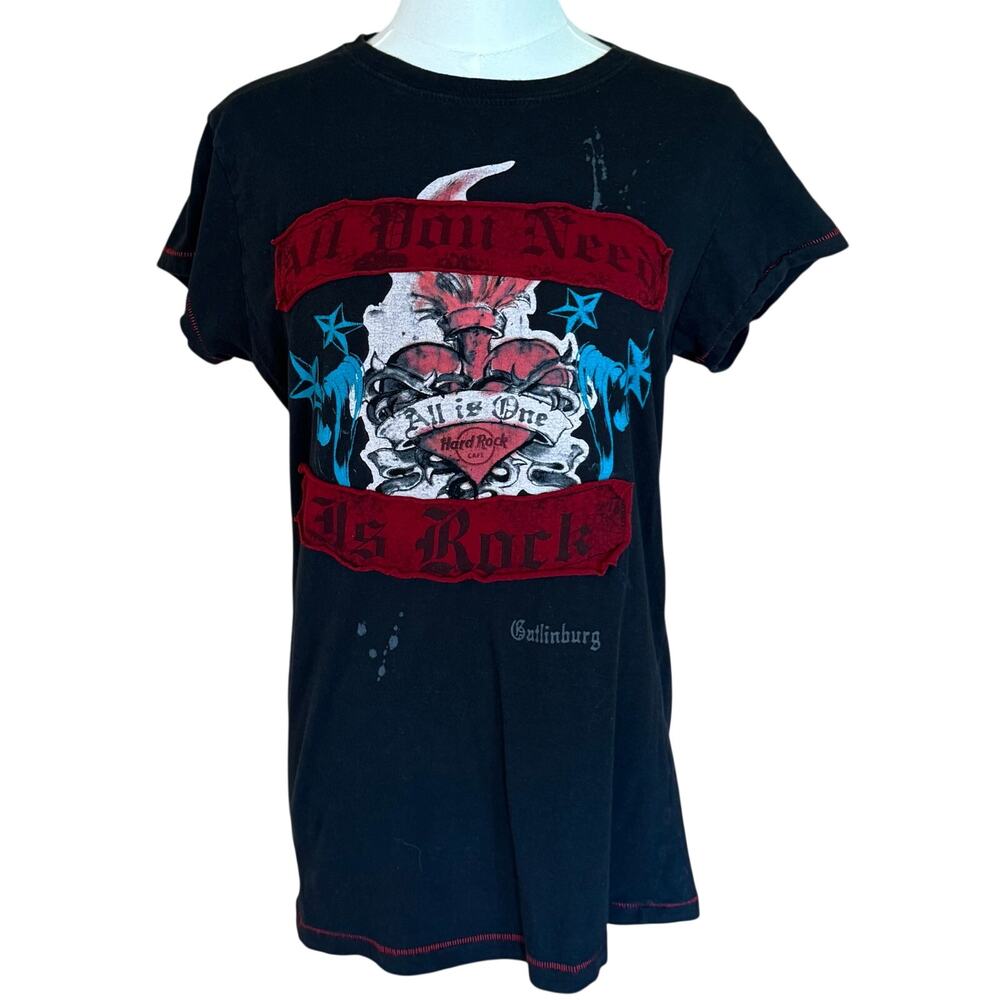 Hard Rock Cafe Gatlinburg All Is One Heart T Shirt Black Red Women’s XL